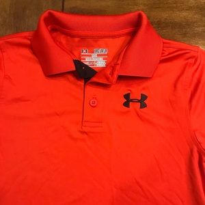 Red Under Armor Boys medium